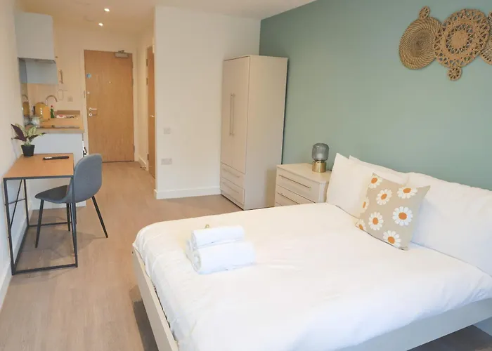 Апартаменты Redcross Street 1 *