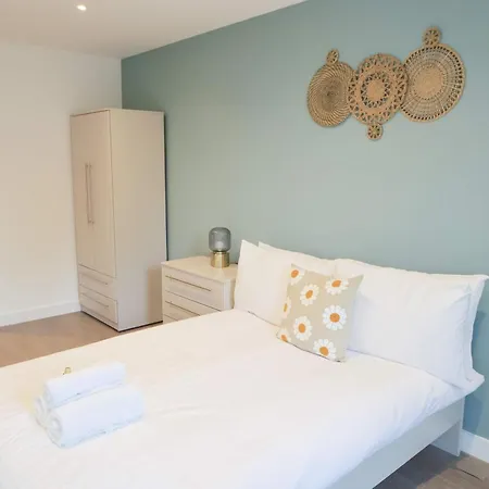 Redcross Street 1 * Bristol