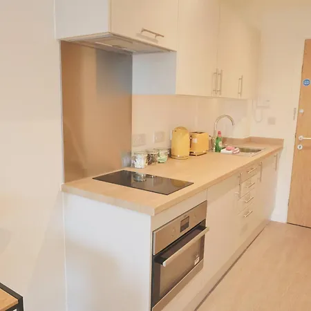 Apartment Newly Build Centre Redcross Village 308